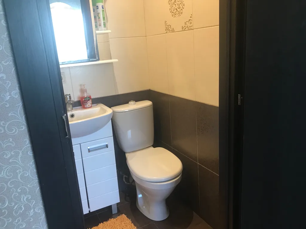 Двухкомнатный люкс с балконом с двумя раздельными кроватями и диваном