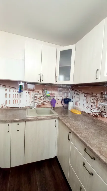 Трёхкомнатная квартира в районе жд вокзала