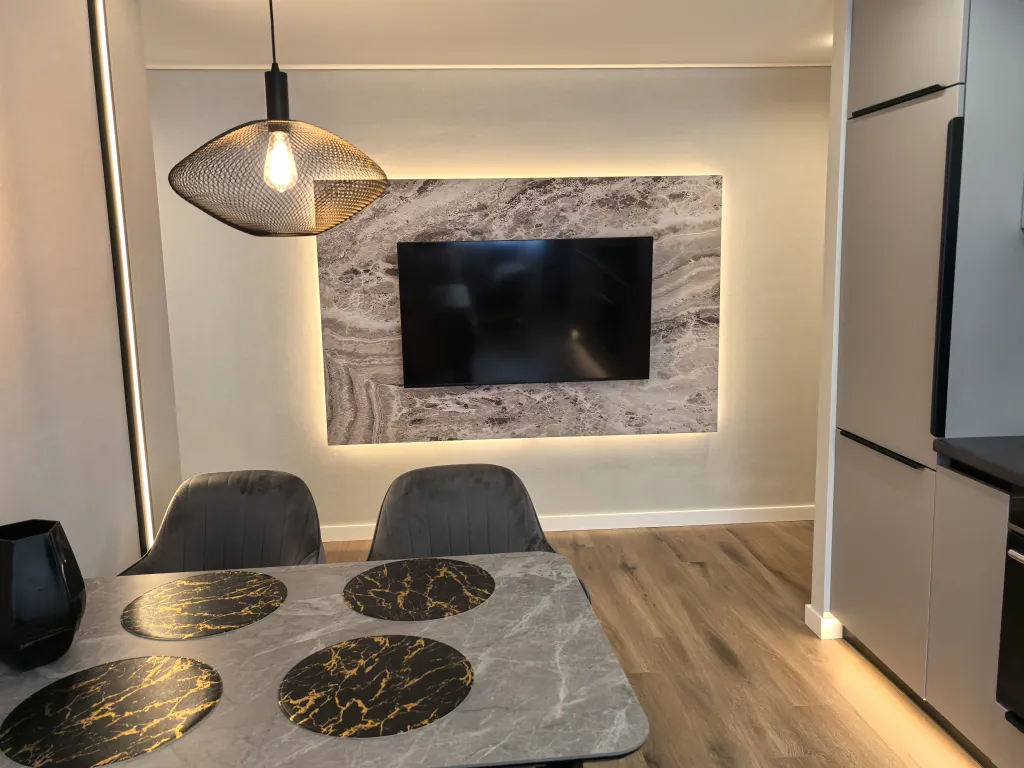 3-комн на Тушканова- 4 кровати