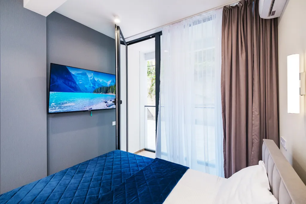 Студия в 8-и минутах ходьбы от моря с бассейном