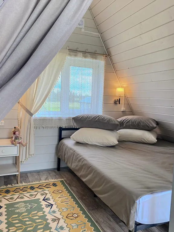 Дом Шмель и Eль