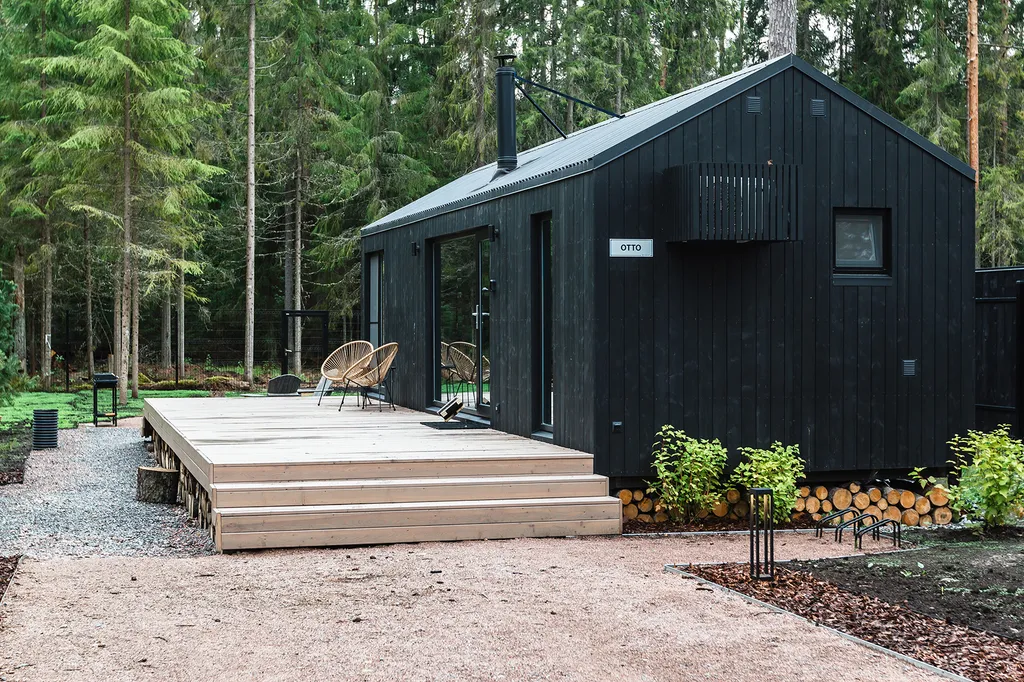 Коттедж Панорамный дом в лесу с сауной и ванной у окна — Вырица