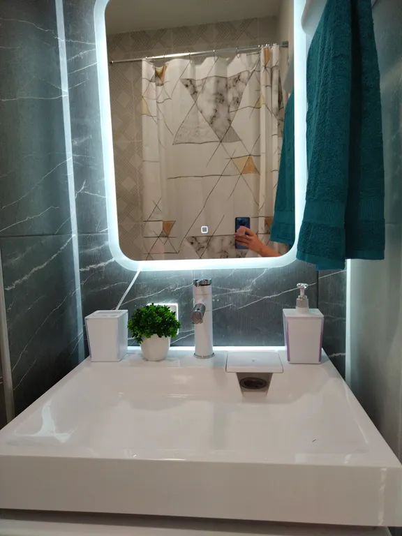 Студия комфорт с видом на горы и бассейнами во дворе