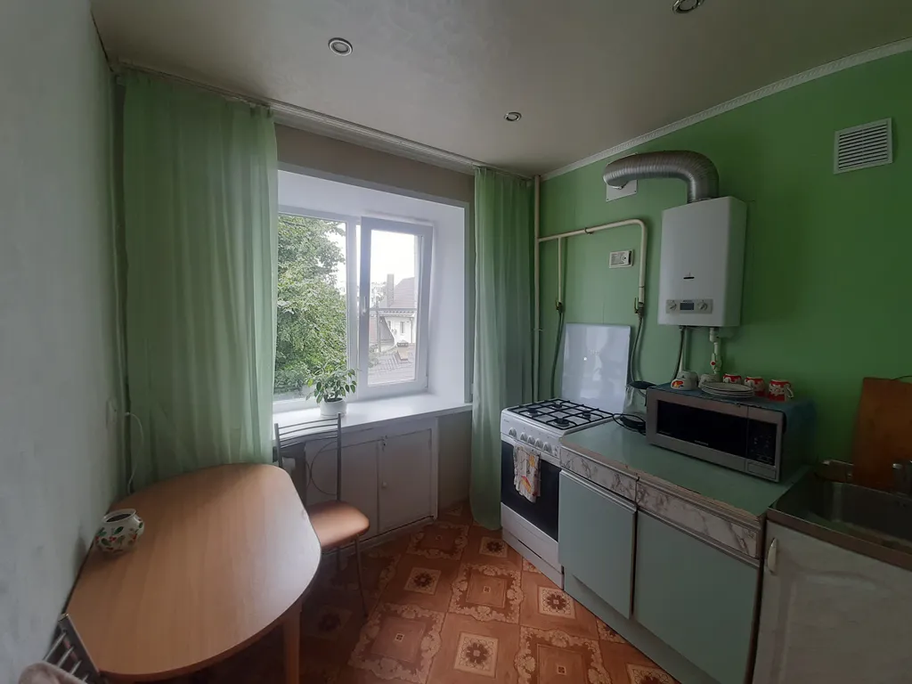 Чистая сухая светлая уютная квартира рядом с озером и центром города — аренда посуточно в Ростов Великий