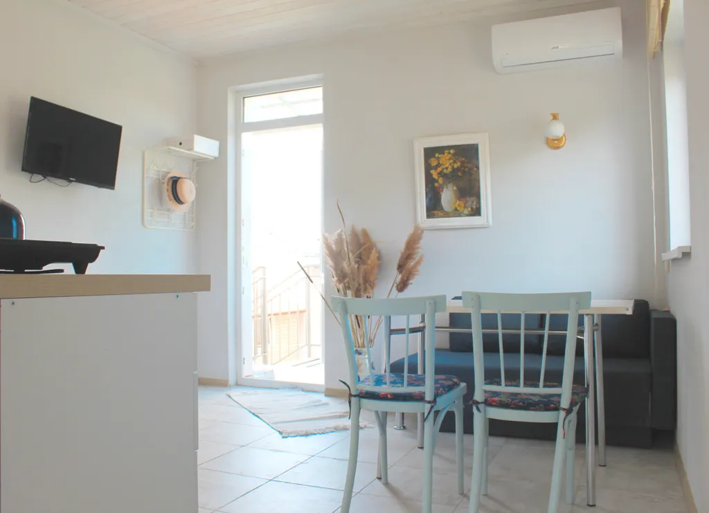 Квартира Квартира Улучшенная студия Скумбрия — Геленджик