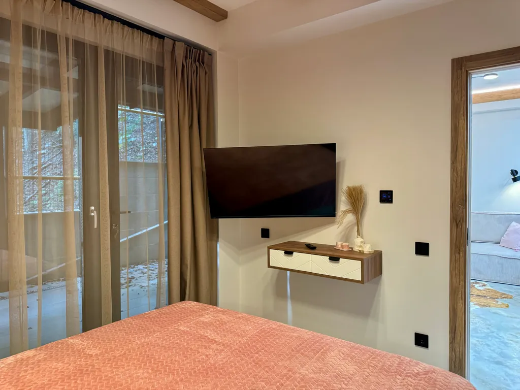 Апартаменты Хьюго, уединенная терраса в лесу