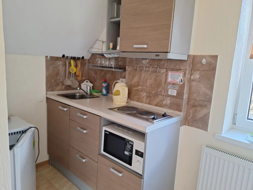 Домик на побережье