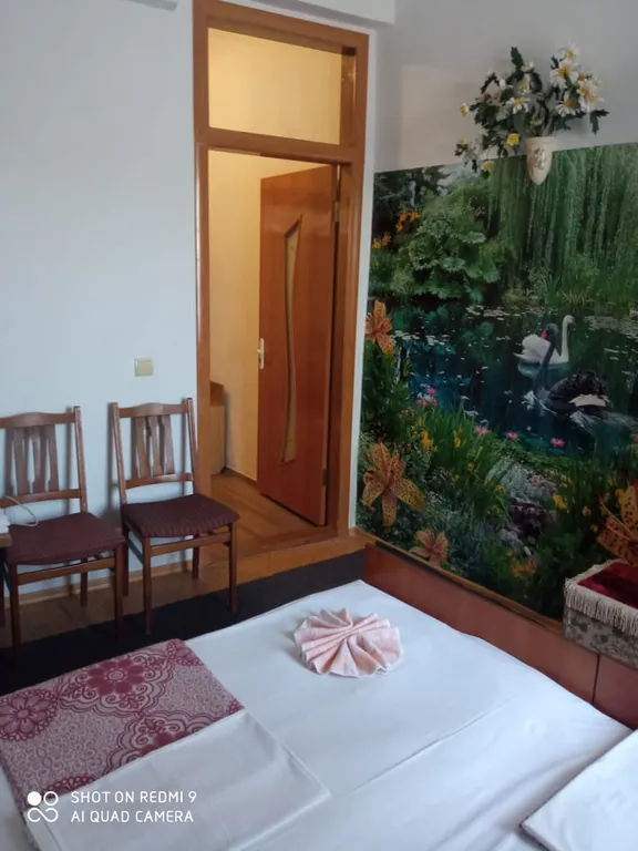 Квартира 2-комнатная Квартира — Евпатория