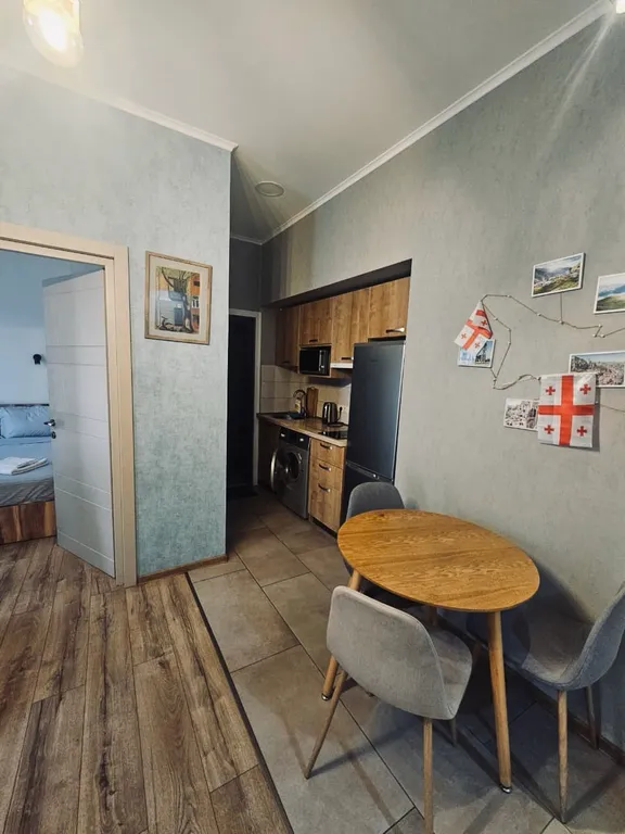 Квартира в центре Тбилиси на 2-6 гостей с 2 спальнями и балконом