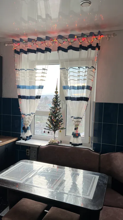 Уютная квартира в самом центре поселка