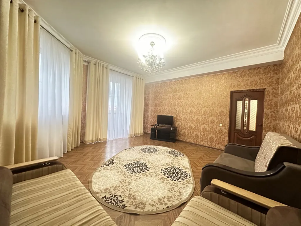 Квартира 2-комнатная Квартира — Махачкала