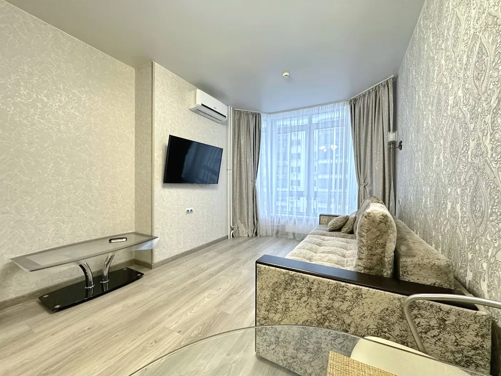 2-к квартира с кондиционером на Московском в новом жк