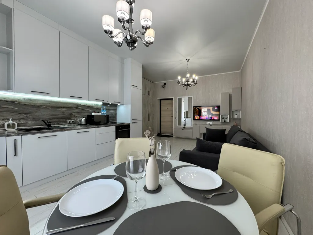 Уютная квартира в ЖК Комарова VIP — аренда посуточно в Абакан