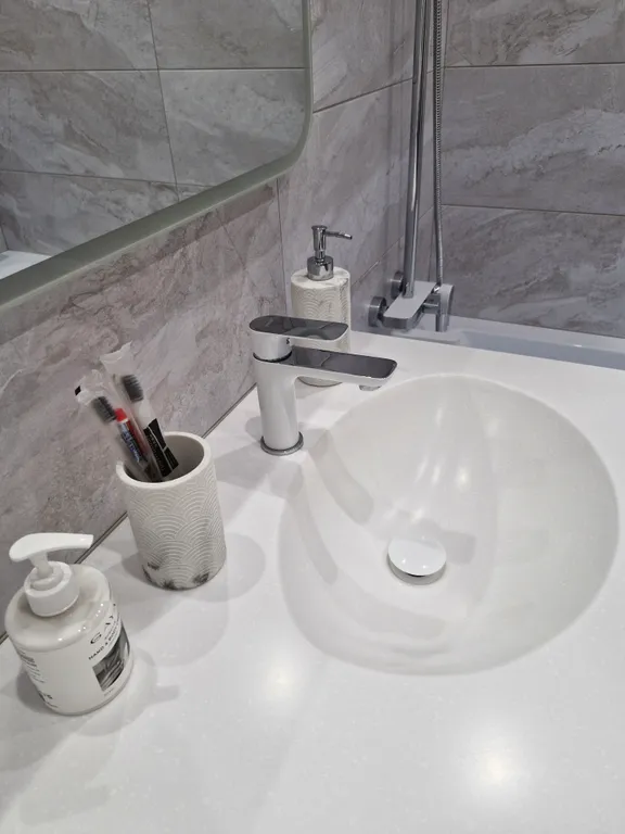 Уютная квартира на 16 этаже с видом на озеро в новом ЖК Upgrade