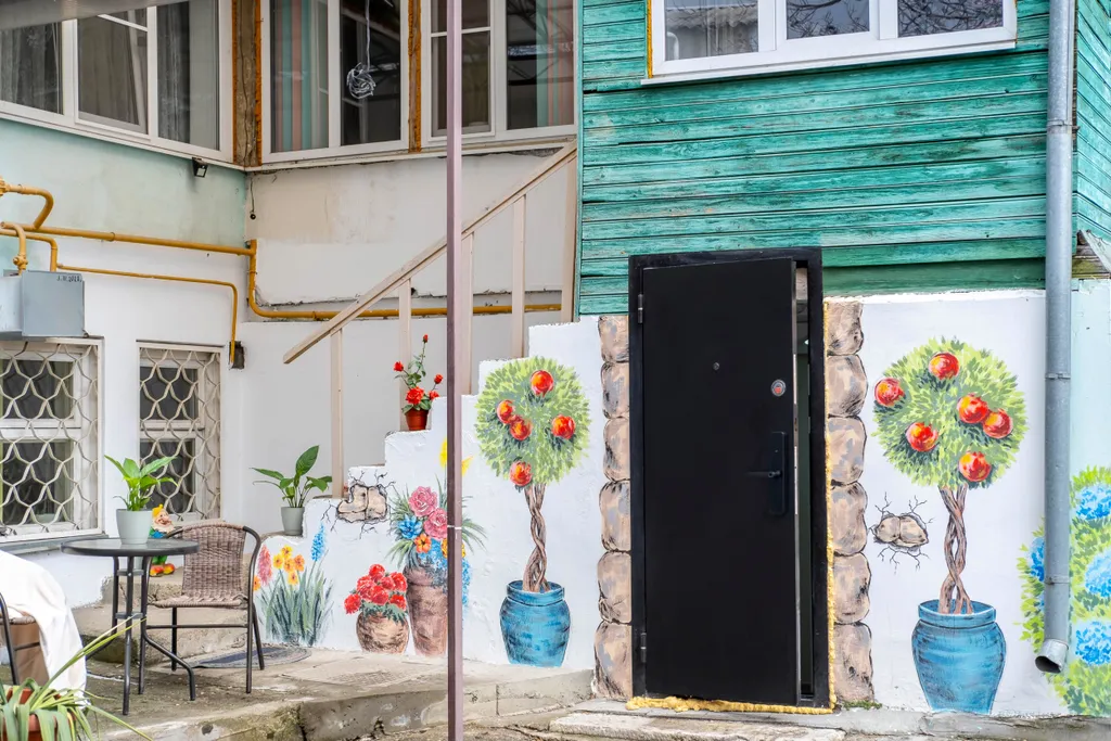 Уютная комната без окна в Доме Путешественника