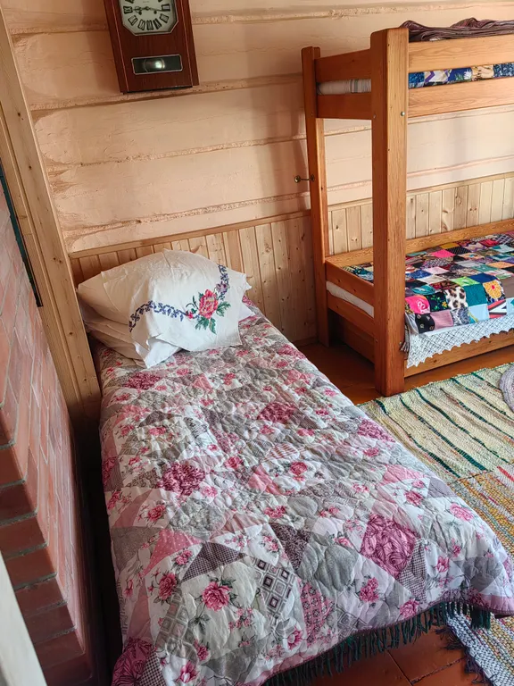 Дом в городе петрозаводске с красивым уединённым участком и баней