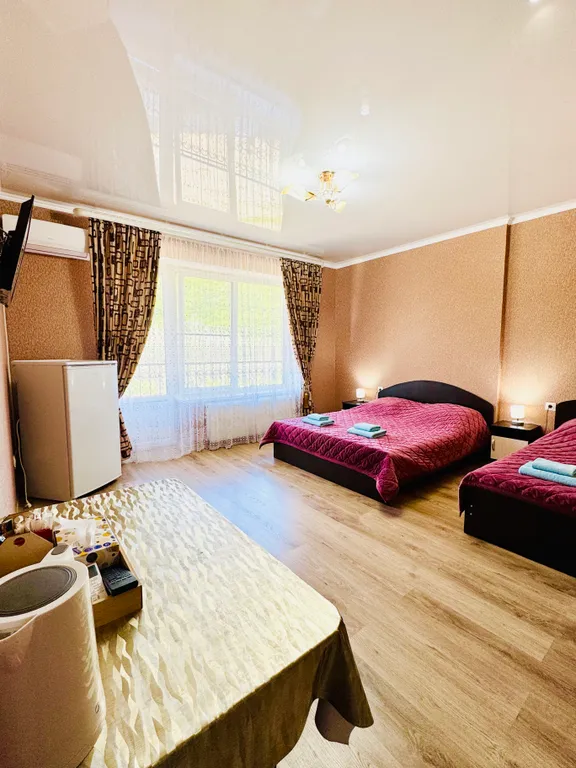 Квартира Трехместный номер с балконом, с видом на горы — аренда посуточно в Даховская