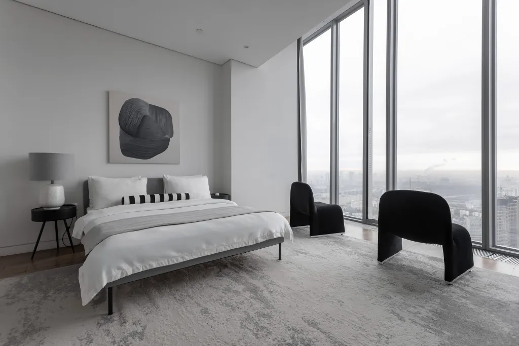 Roomley Panoramic Apartment