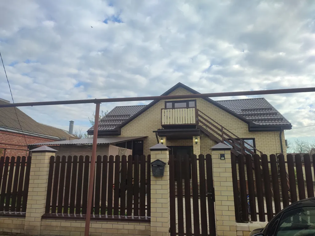 Коттедж Уютный дом — аренда посуточно в Должанская