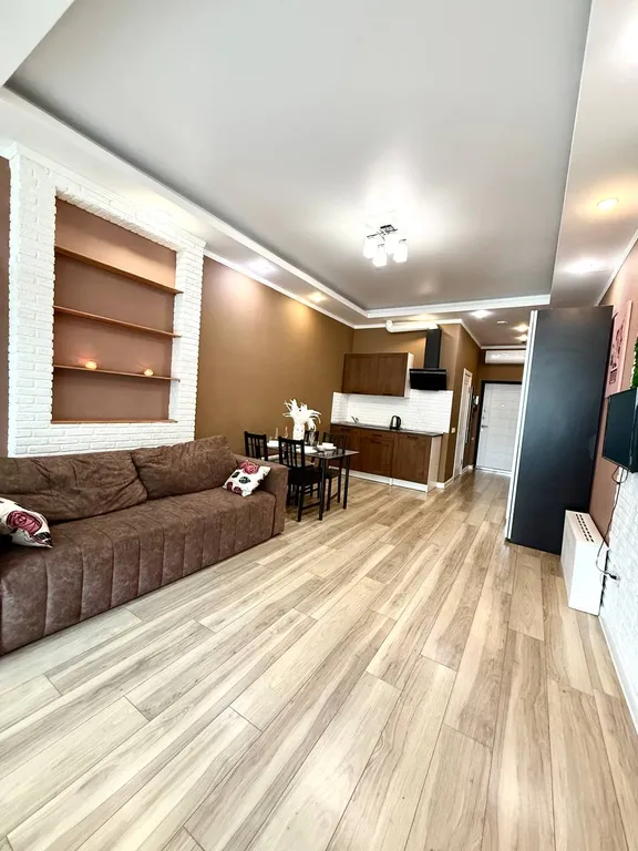 Двухкомнатный апартамент на Гостином дворе