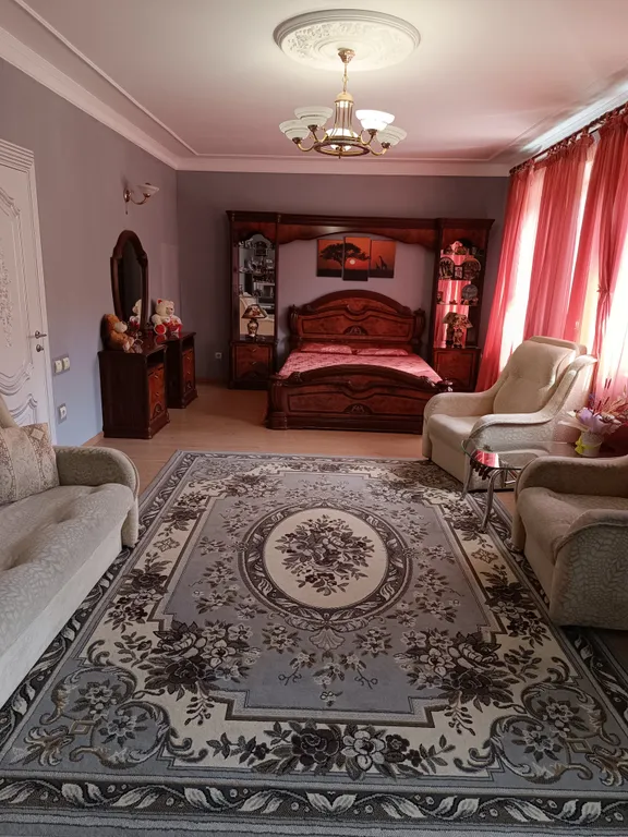 7-комнатный Дом