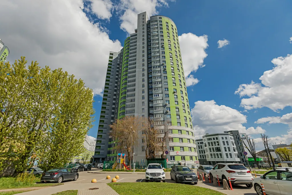 Современная двухкомнатная квартира на 17 этаже