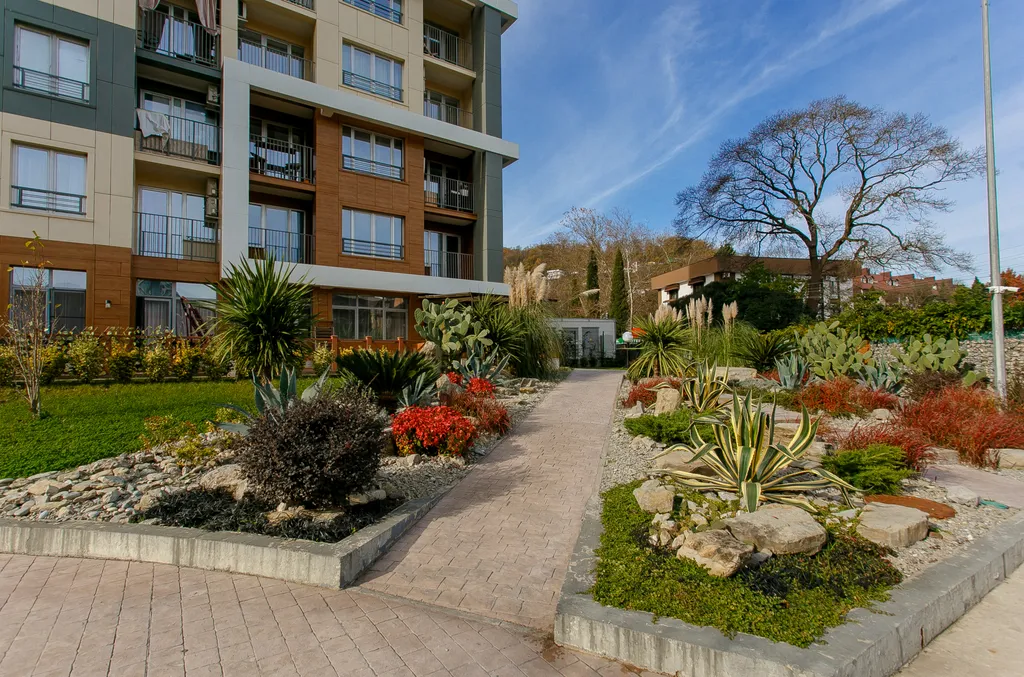 Апартаменты с отдельной спальней и видом на горы