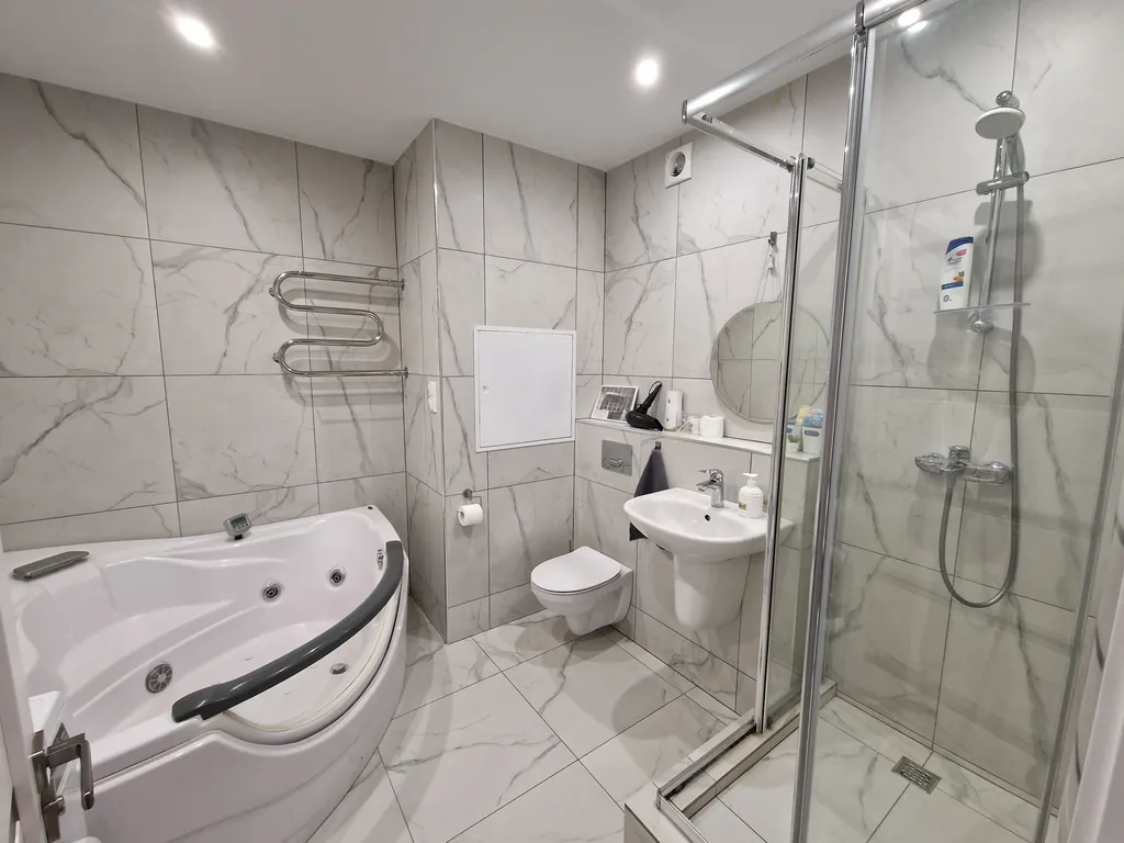 Апартамент с джакузи