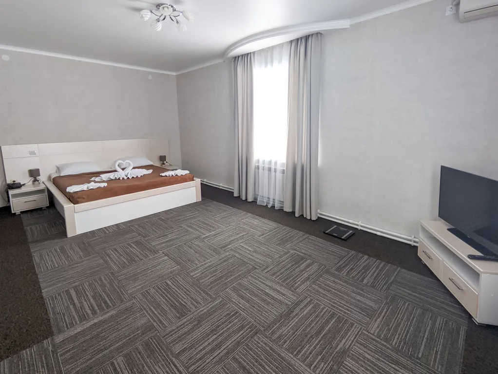 Люкс с видом на горы и Волгу