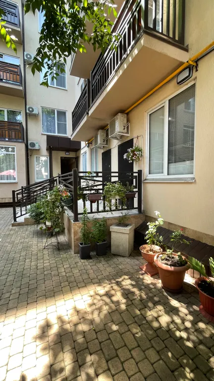 Квартира Квартира Бирюзовая студия на Тюльпанов -Сириус/Магнит — Сириус