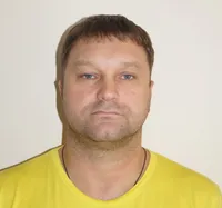 Владимир Петров