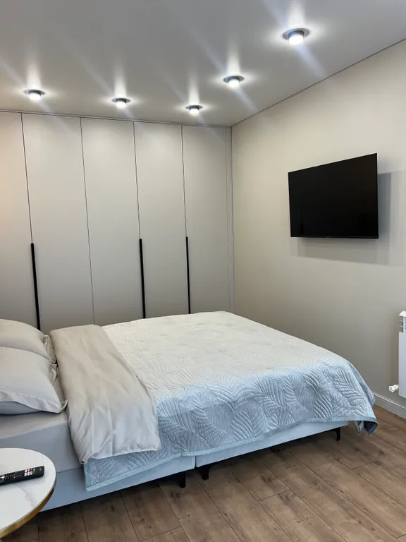 Комфортабельная трёхкомнатная квартира с шикарной территорией