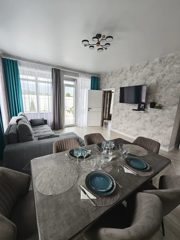 Коттедж с бассейном и баней