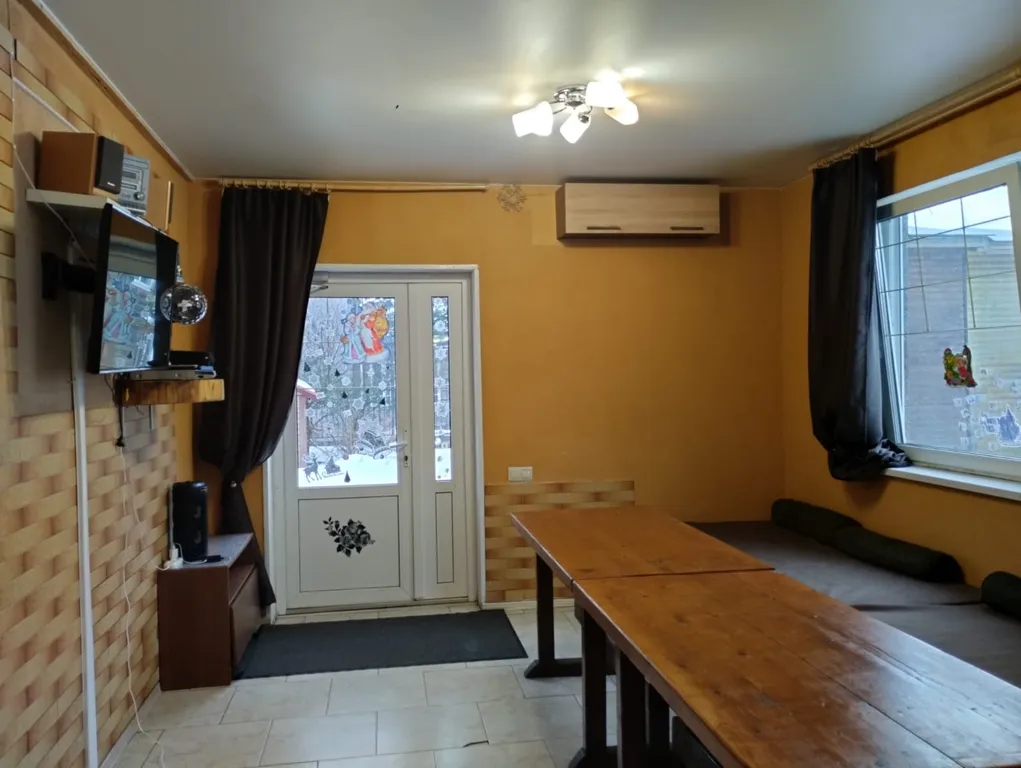 Коттедж Большой дом в черте города рядом парки и фонтаны Петергофа — Санкт-Петербург