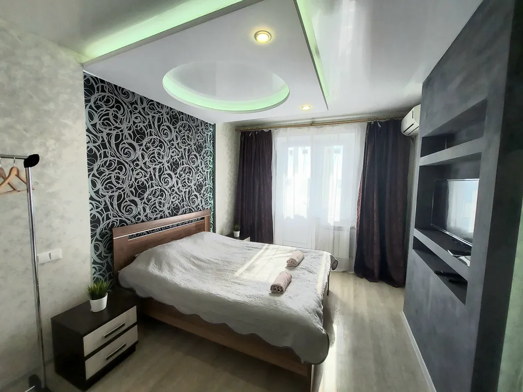 Квартира Просторные апартаменты — Элиста