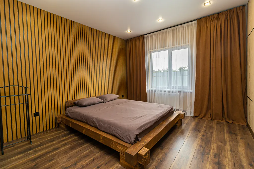 Дом с беседкой, чаном и баней