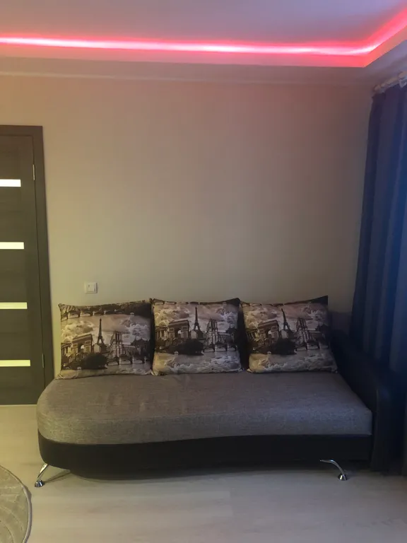 Уютные апартаменты около ТЦ Ясень