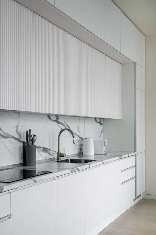 Просторные трёхкомнатные апартаменты в центре города в Capital Towers