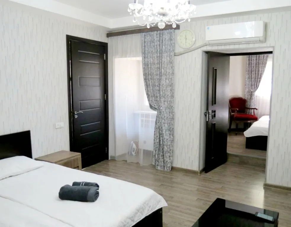 2-комнатная Квартира — аренда посуточно в Тбилиси