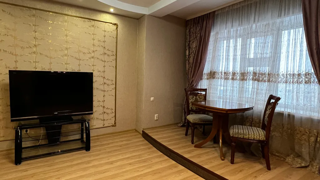 Отличная 2-я квартира в центре