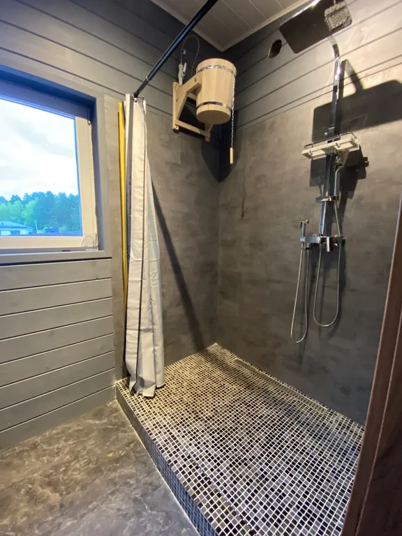 Дом с баней и Сибирским чаном у леса и озера