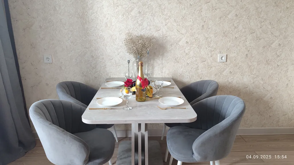 Светлая и уютная двухкомнатная квартира в центре