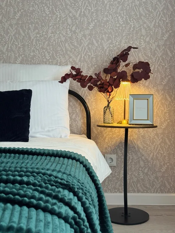 Уютная двухкомнатная квартира в спальном районе — аренда посуточно в Пенза