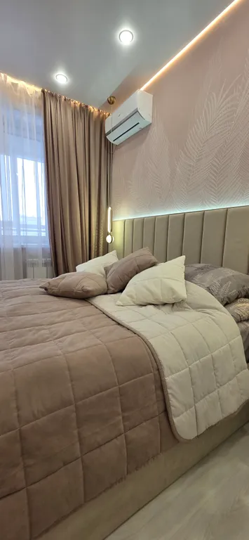 Новая, красивая, солнечная квартира с дизайнерским ремонтом.