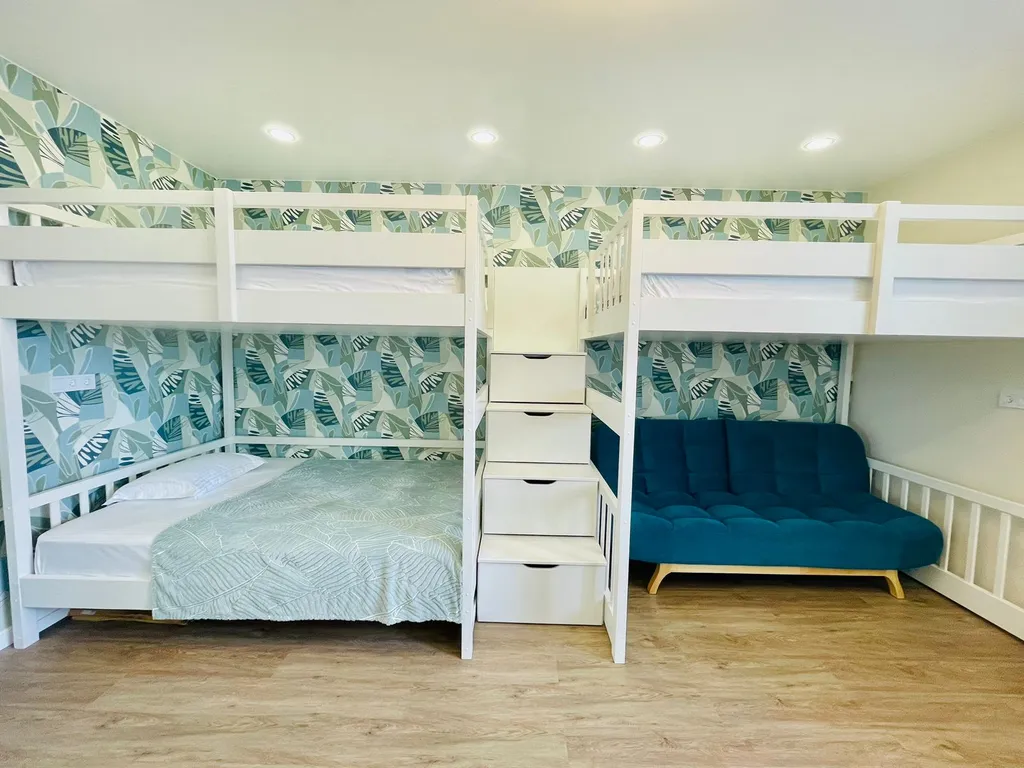 Luxury Apartment in Fruit