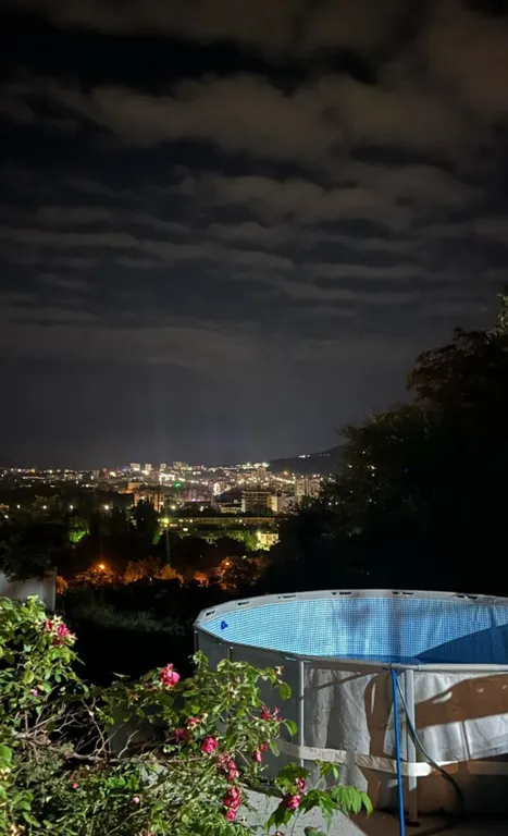 Дом с видом на горы