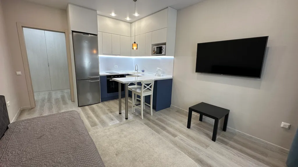 Квартира Уютная, новая студия — аренда посуточно в Южно-Сахалинск