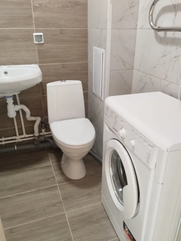 Студия в новом доме с ремонтом