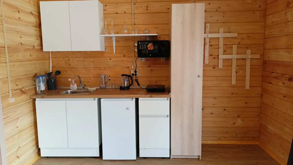 Дачка на поляне