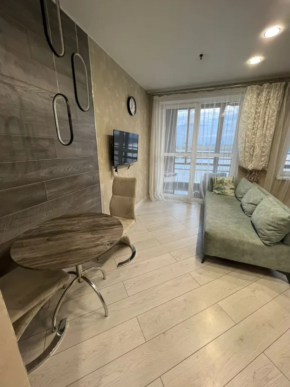 Дизайнерские апартаменты с видом на Обь и Сибирь арену